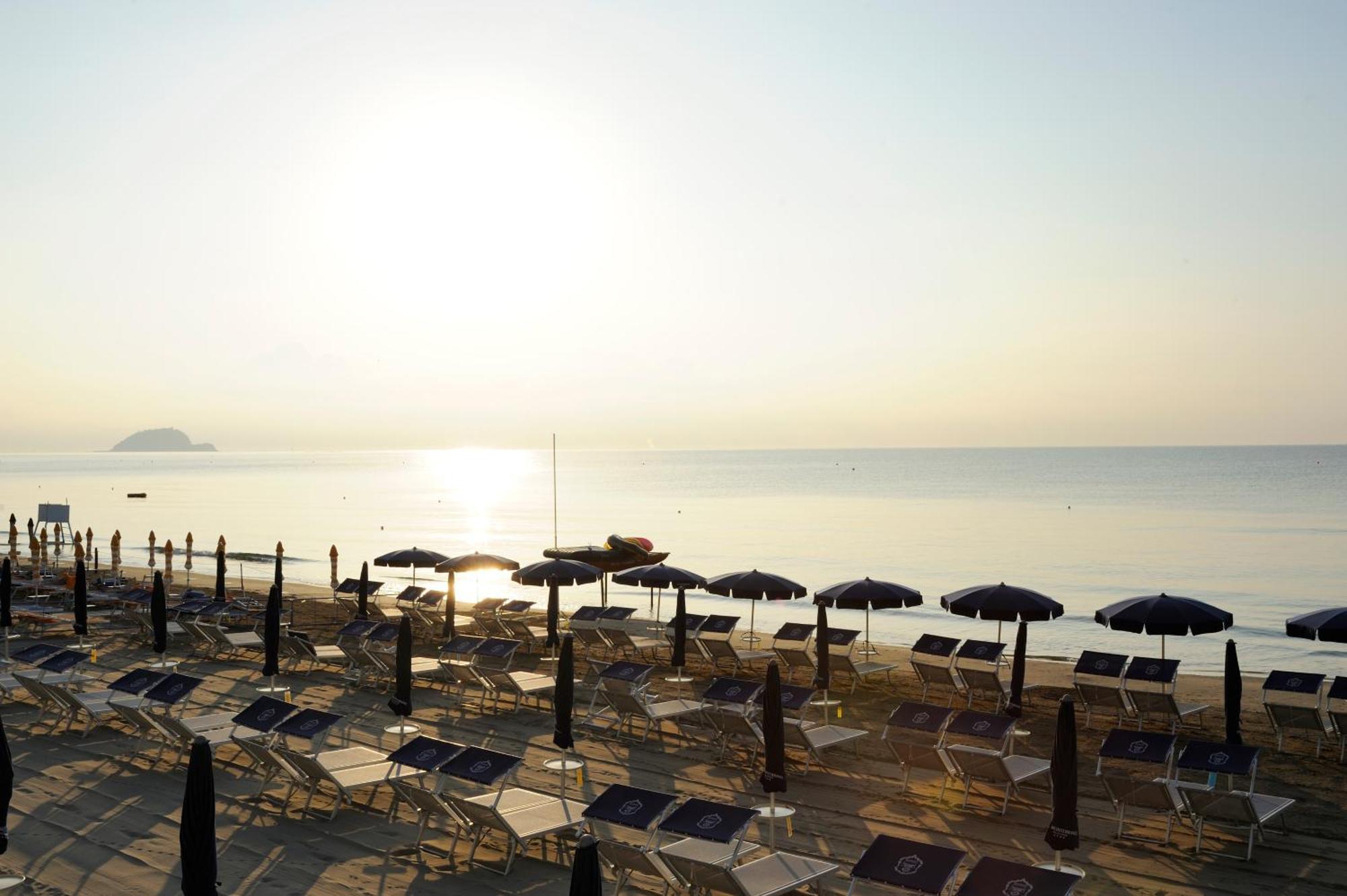 Grand Hotel Mediterranee Алассіо Екстер'єр фото